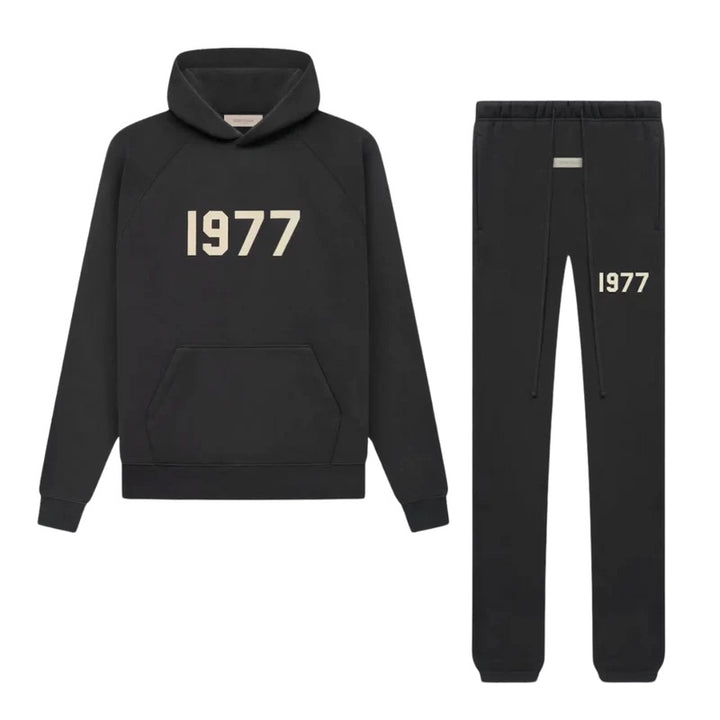 Essentials Iron 1977 Set