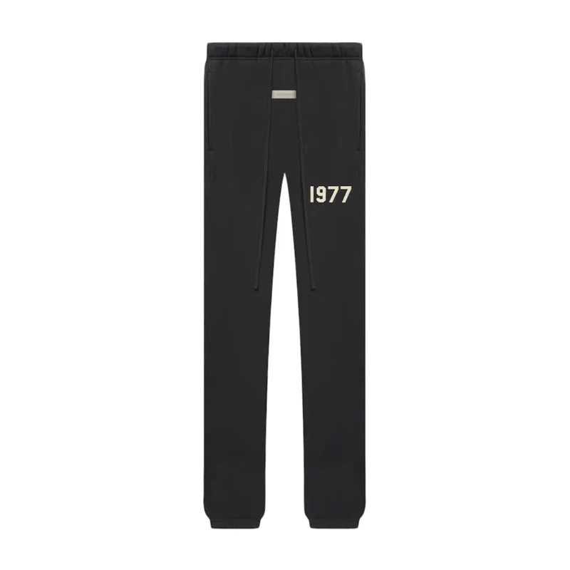Essentials Iron 1977 Set