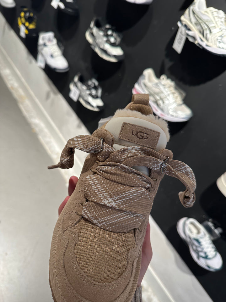 Ugg Lowmel Beige