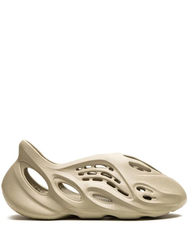 Adidas Yeezy Foam RNR Stone Salt